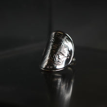 Charger l'image dans la galerie, Bague Lion réalisée avec une pièce d' Ethiopie