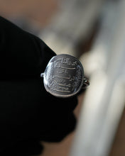 Charger l'image dans la galerie, Bague en argent avec une pièce de Tunisie.