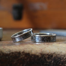 Charger l'image dans la galerie, Bague anneau pièce de monnaie 50 Sen JAPON.