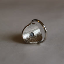 Charger l'image dans la galerie, Bague en argent - 20 sen Japon - amethyste