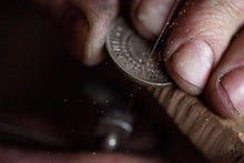 Charger l'image dans la galerie, Bague anneau pièce de monnaie 50 Sen JAPON.