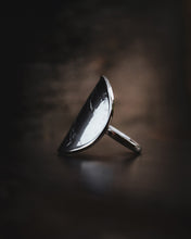 Charger l'image dans la galerie, Bague massive en argent avec une pièce de monnaie 5 Francs