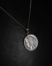 Charger l'image dans la galerie, Pendentif 1 Franc Cérès en argent – Monnaie ancienne
