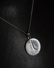 Charger l'image dans la galerie, Pendentif 1 Franc Semeuse en argent – Monnaie centenaire