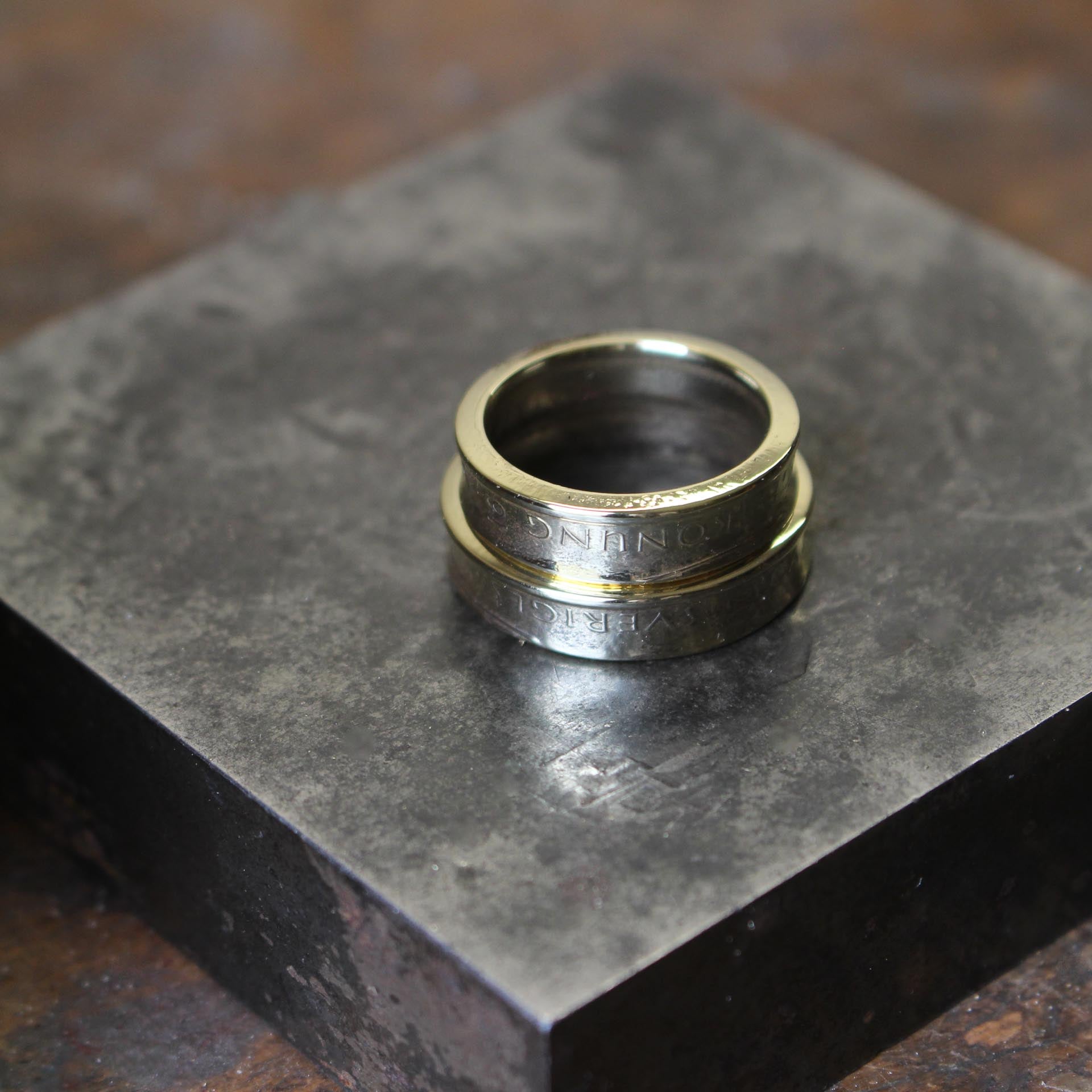 Bague anneau SUEDE