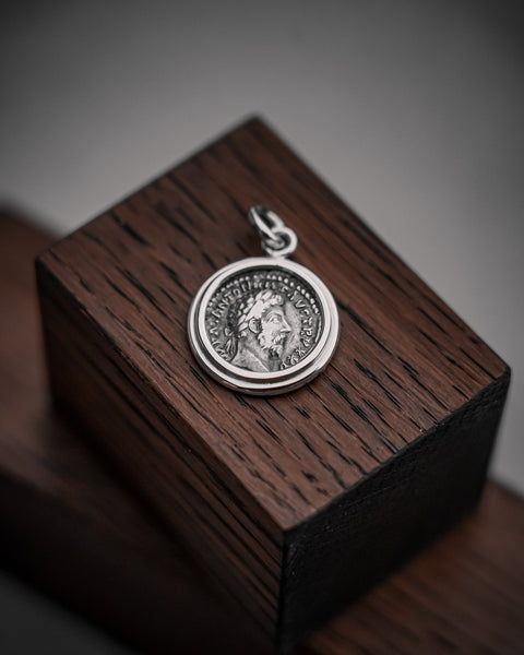 L’Héritage de Marc Aurèle en Pendentif