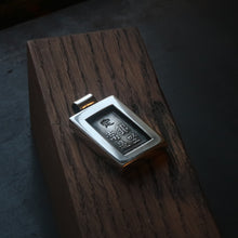 Charger l&#39;image dans la galerie, Pendentif JAPON en argent - Lingot monétiforme 1 bu
