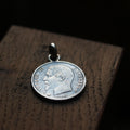 Plongez dans l'histoire avec notre pendentif pièce Napoléon III en argent