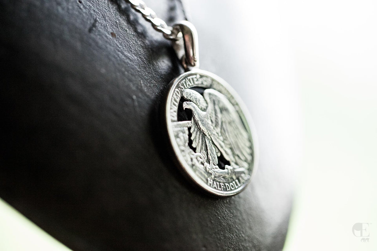 Pendentif Pièce Américain : Incarnez l'Esprit de l'Amérique avec Style