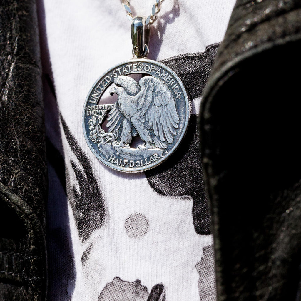 Pendentif Pièce Américain : Incarnez l'Esprit de l'Amérique avec Style