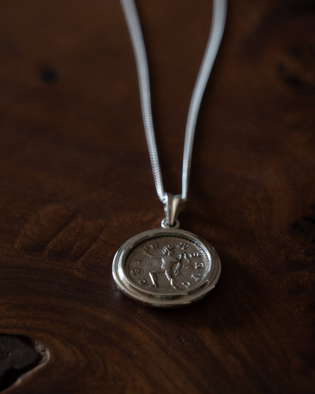 Pendentif Romain “Sol en Mouvement” – Création unique