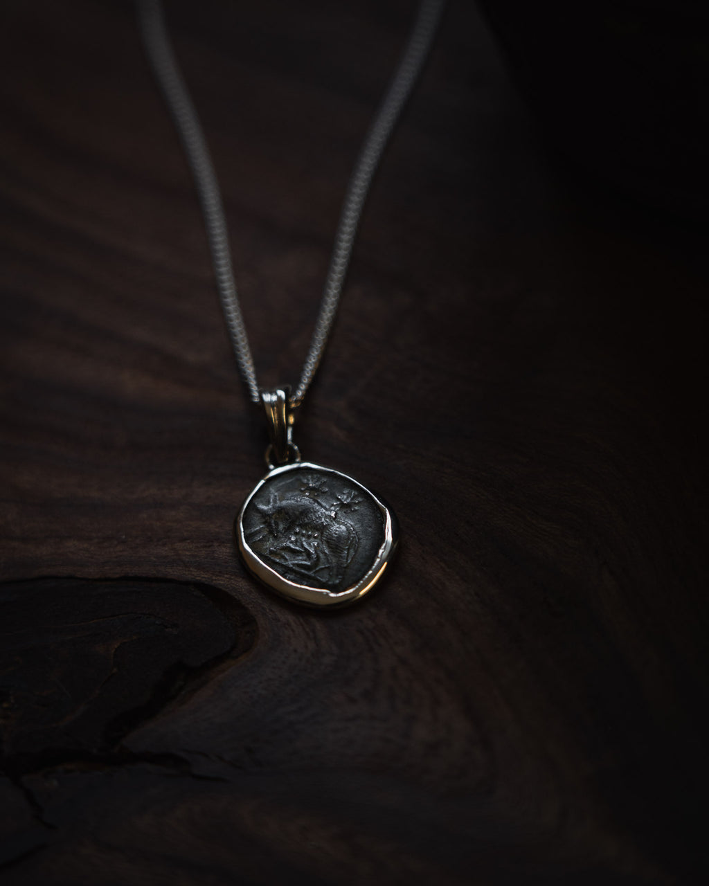 Pendentif en argent, Rémus, Romulus & la Louve