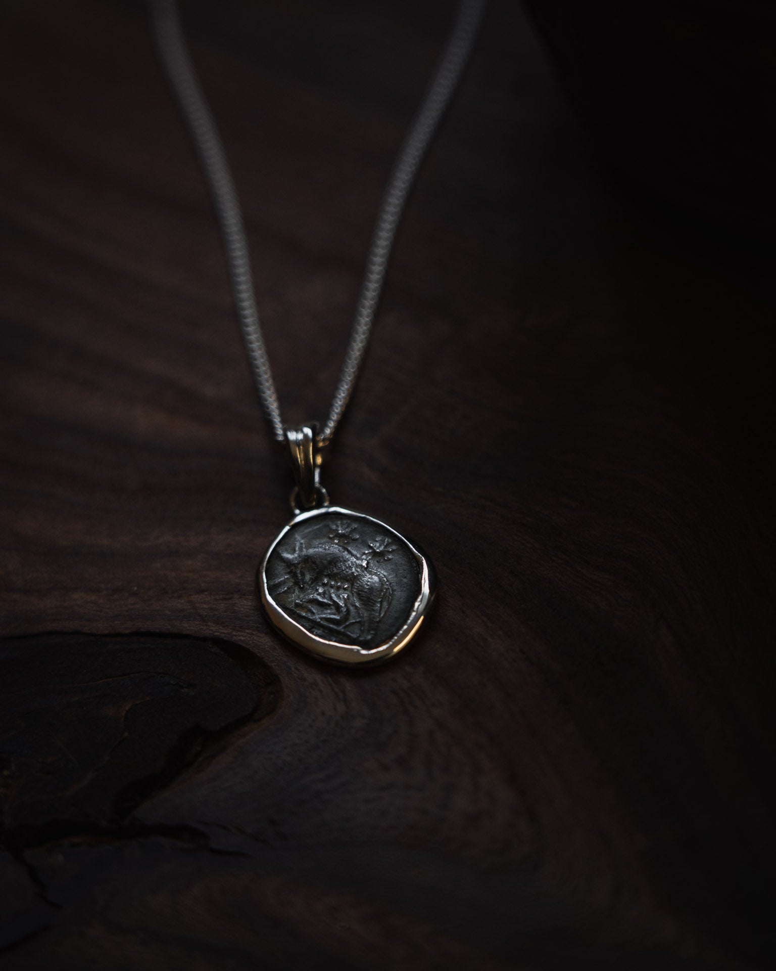 Pendentif en argent, Rémus, Romulus & la Louve