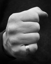 Charger l&#39;image dans la galerie, Bague piece anneau en argent - Franc Cérès

