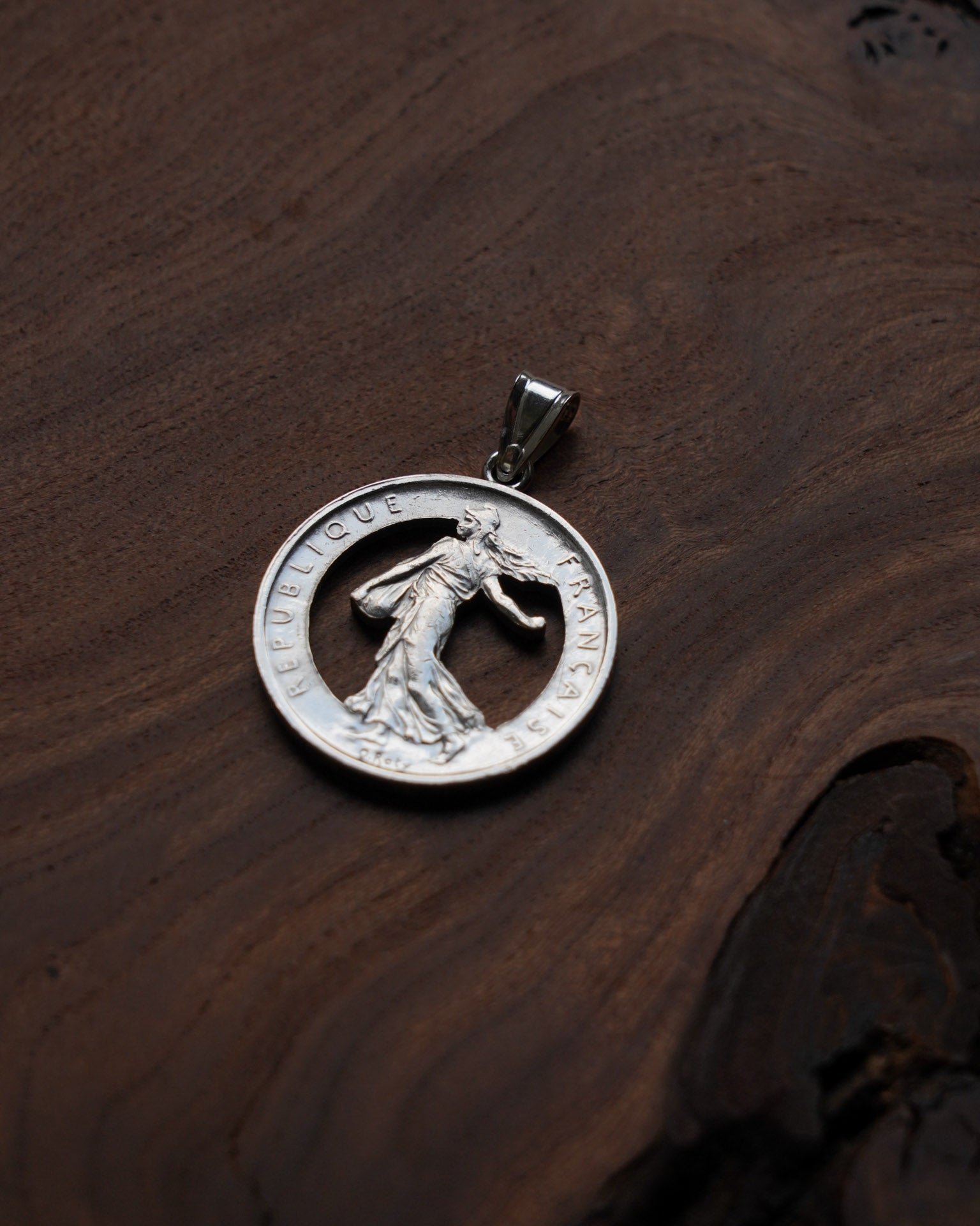 Pendentif en argent – La Semeuse (5 Francs 1959–1969)