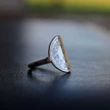 Charger l&#39;image dans la galerie, Bague pièce de monnaie en argent - 10 sen Taisho JAPON

