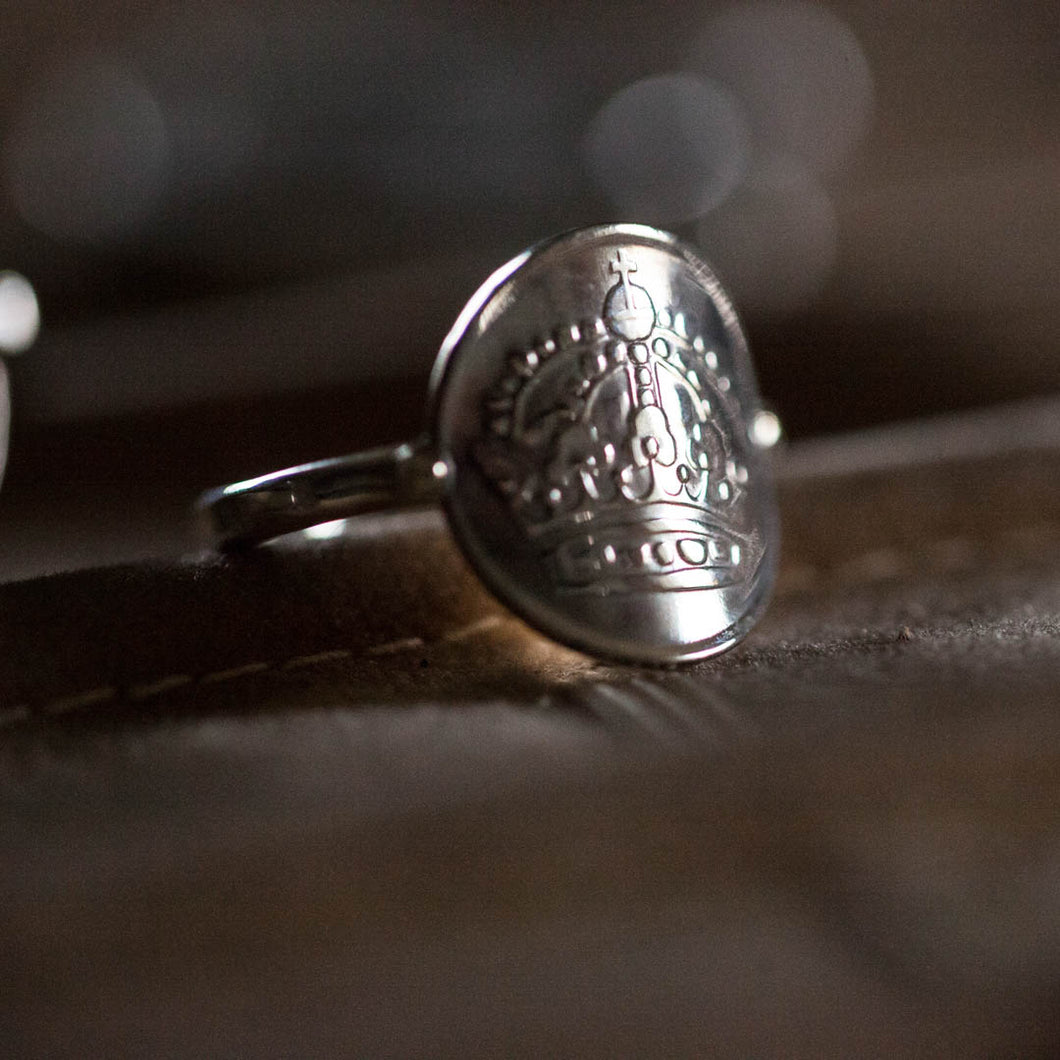 Bague en argent avec pièce de monnaie suédoise des années 1952-1961