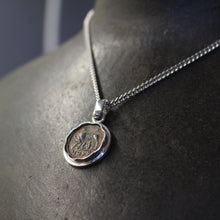 Charger l&#39;image dans la galerie, Pendentif Romain - Rémus et Romulus
